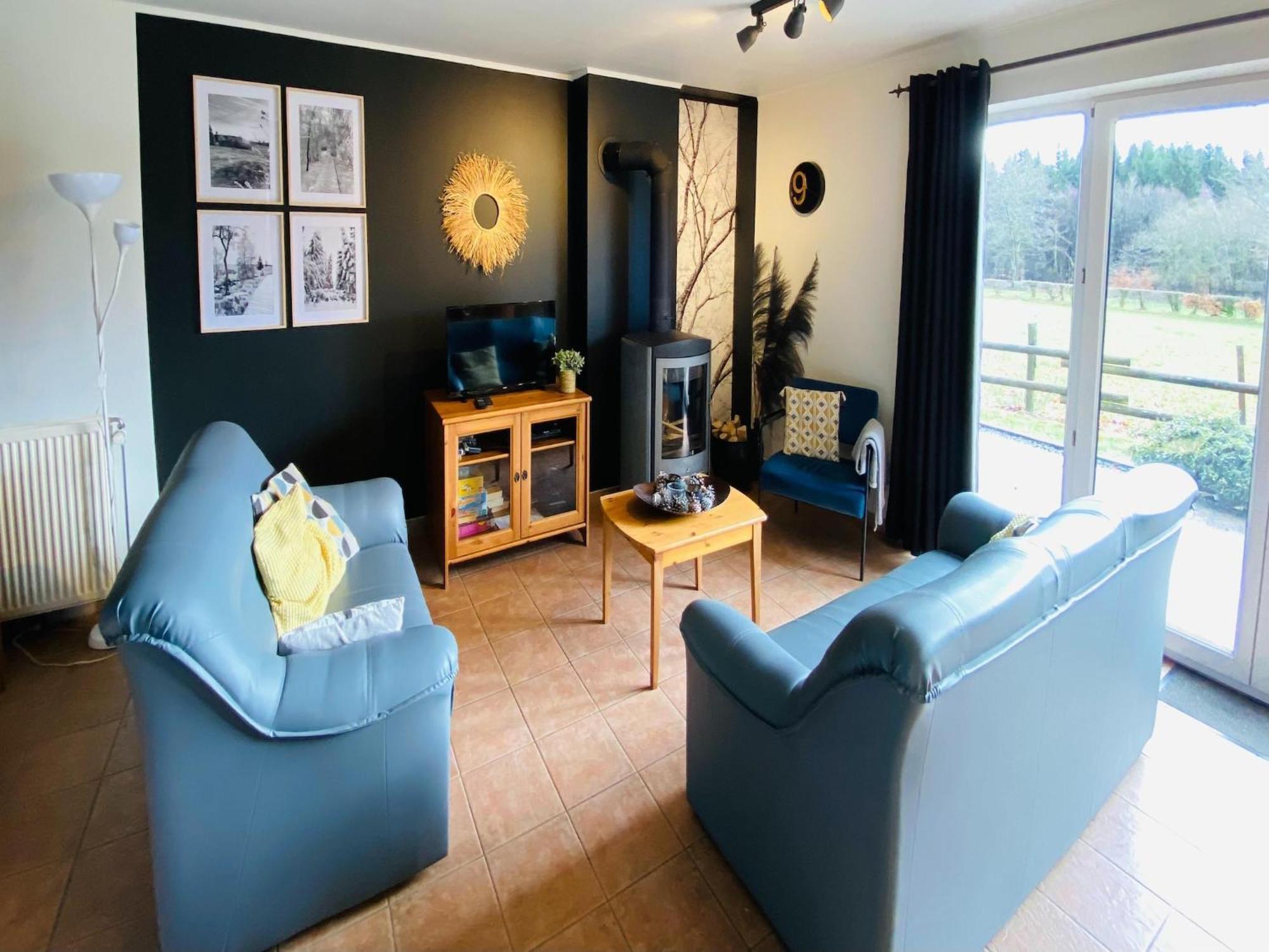 Picture Perfect Holiday Home In Sourbrodt With Garden Bbq Extérieur photo